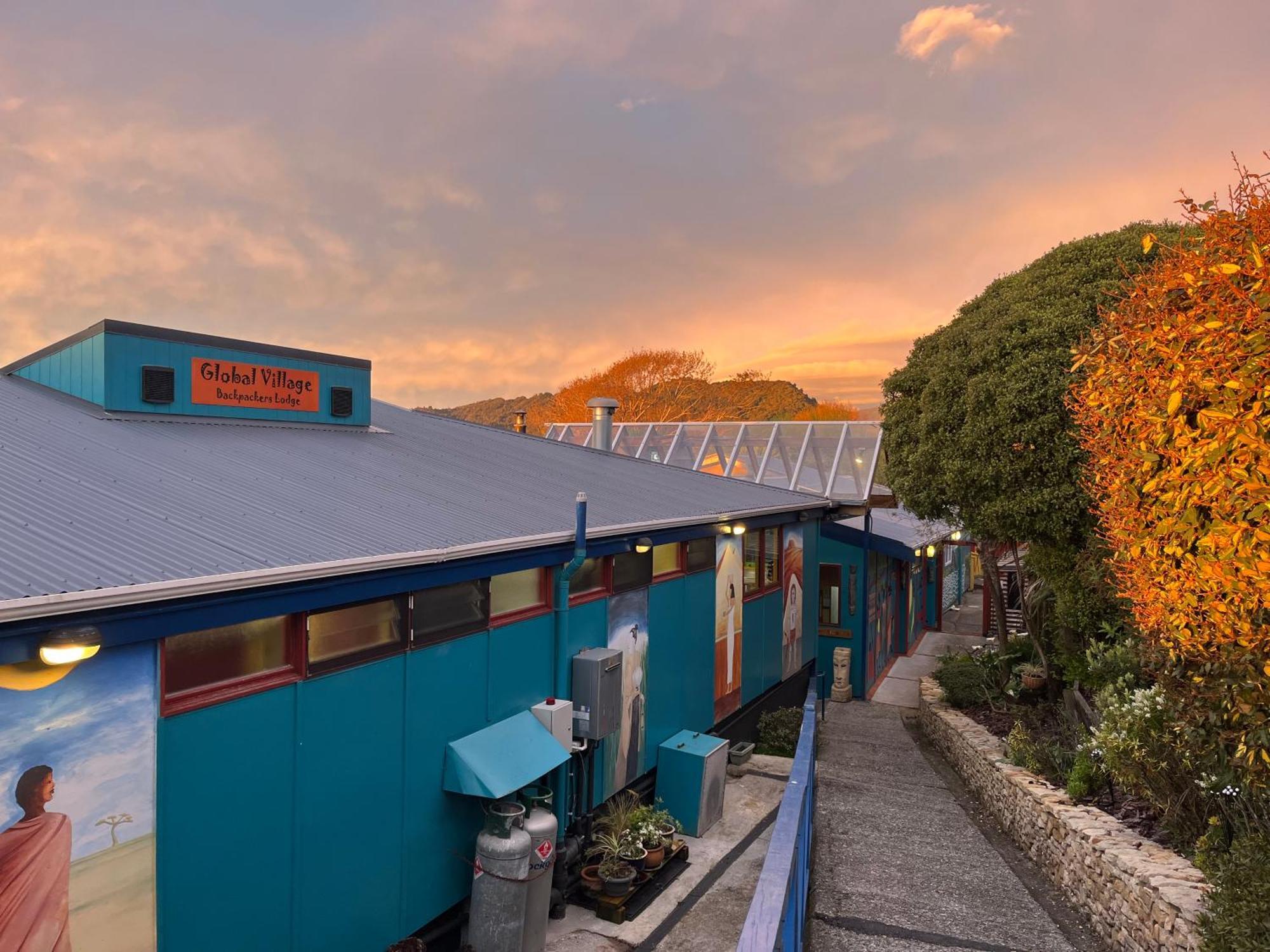 Global Village Travellers Lodge Greymouth Εξωτερικό φωτογραφία The Glenorchy Community Centre